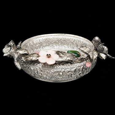 Avira – handcrafted 92.5 sterling silver centrepiece by My Motifs, view 5