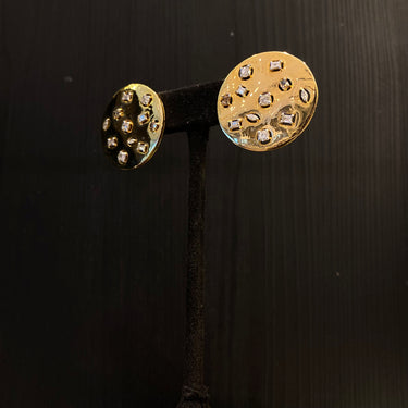 Braht – handcrafted gold earrings by My Motifs, view 2