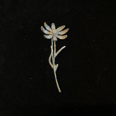 Hitag – handcrafted 92.5 sterling silver brooch by My Motifs