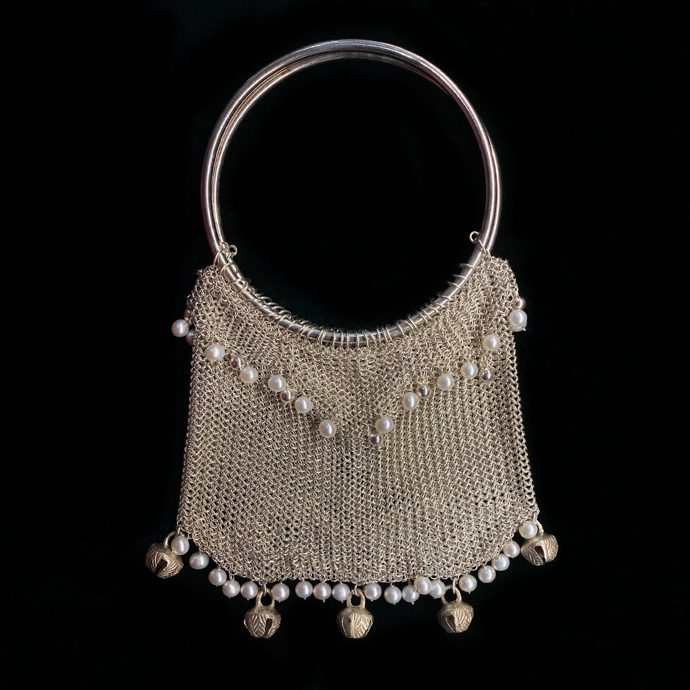 Anara – handcrafted 92.5 sterling silver clutch by My Motifs