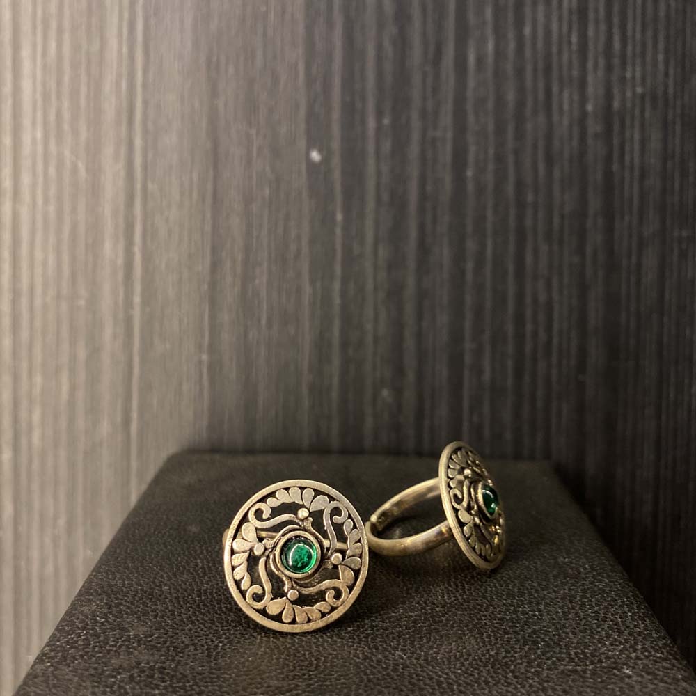 Amod – handcrafted 92.5 sterling silver toe ring by My Motifs