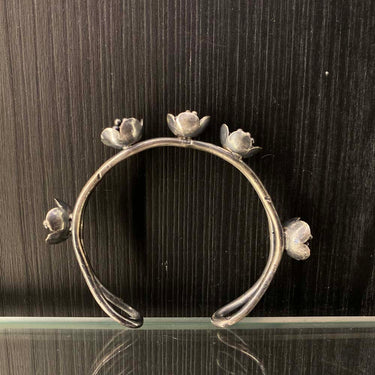 Vindh – handcrafted 92.5 sterling silver bracelet by My Motifs