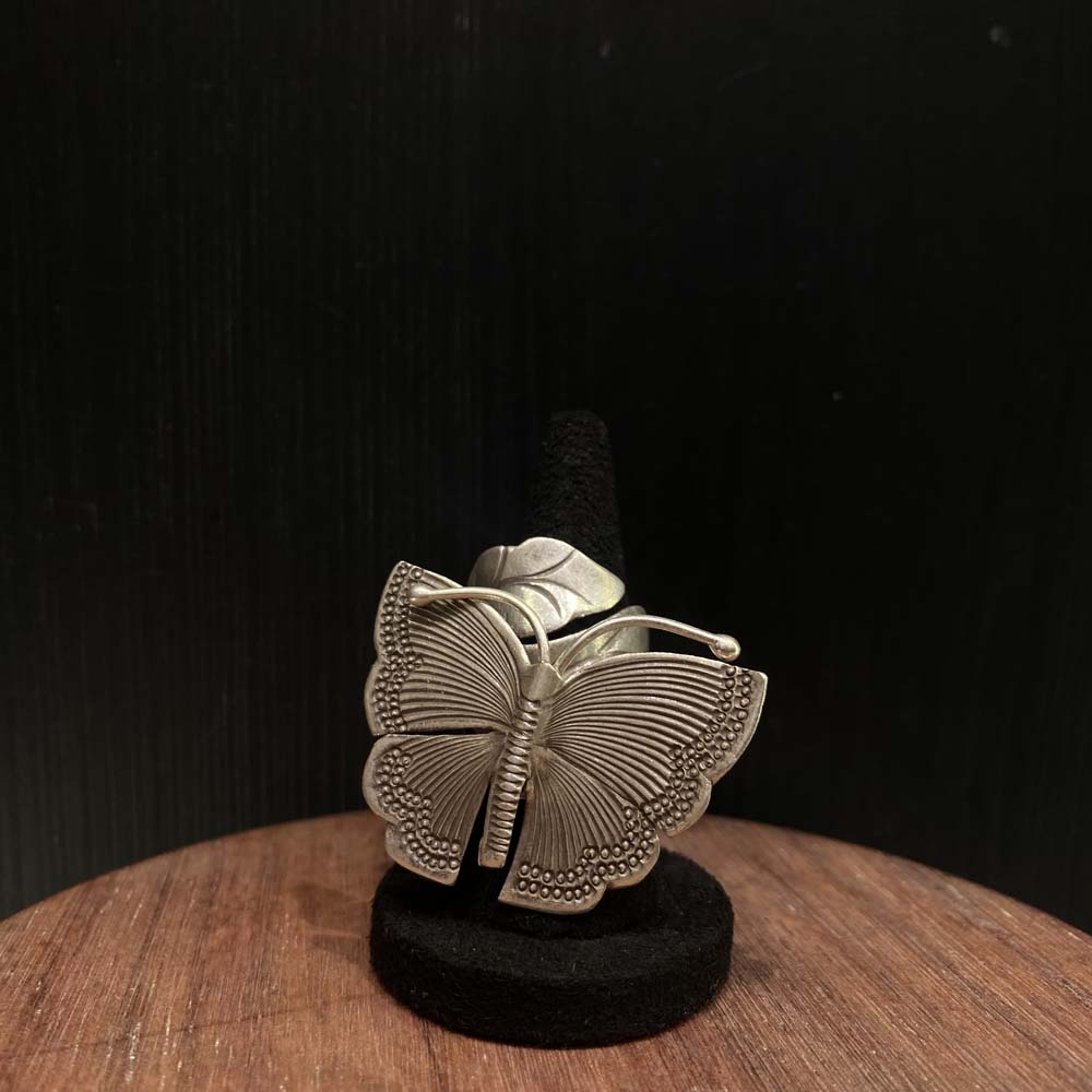 Roganah – handcrafted 92.5 sterling silver ring by My Motifs