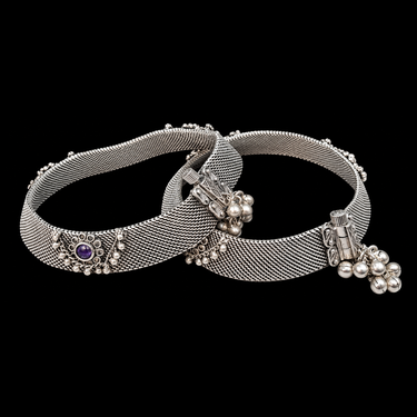 Utpala – handcrafted 92.5 sterling silver anklet by My Motifs, view 2