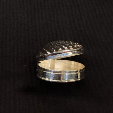 Shell Shaped Dibbi – handcrafted 92.5 sterling silver dibbi by My Motifs
