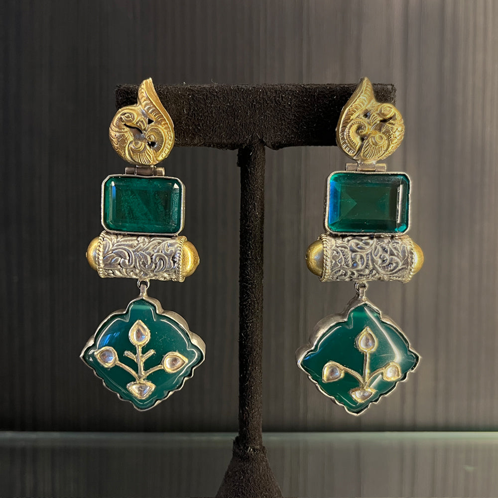 Vyasa – silver earrings with onyx and peacock motifs – My Motifs
