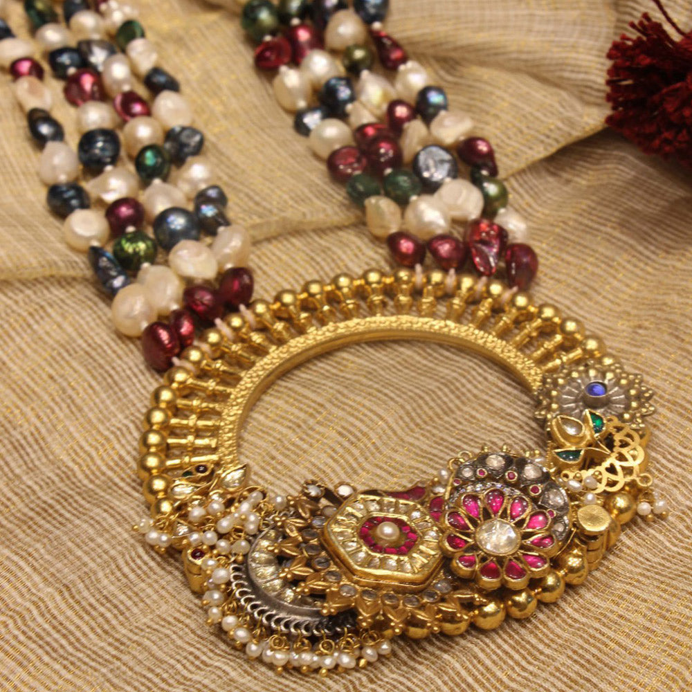 Meena Maanik Moti Haar – silver necklace with pearls and floral motifs – My Motifs