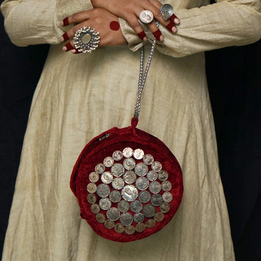 Vrittha – handcrafted 92.5 sterling silver purse by My Motifs