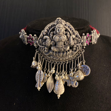 Svir – handcrafted 92.5 sterling silver necklace by My Motifs, view 3