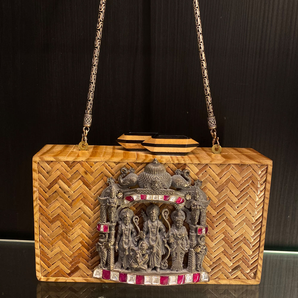Vana – wood & silver frame – My Motifs