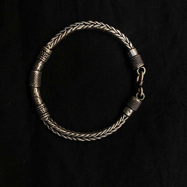 Mikat – handcrafted 92.5 sterling silver bracelet by My Motifs