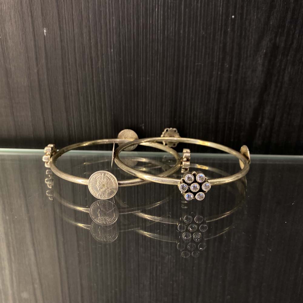 Reyan – handcrafted 92.5 sterling silver bangle by My Motifs