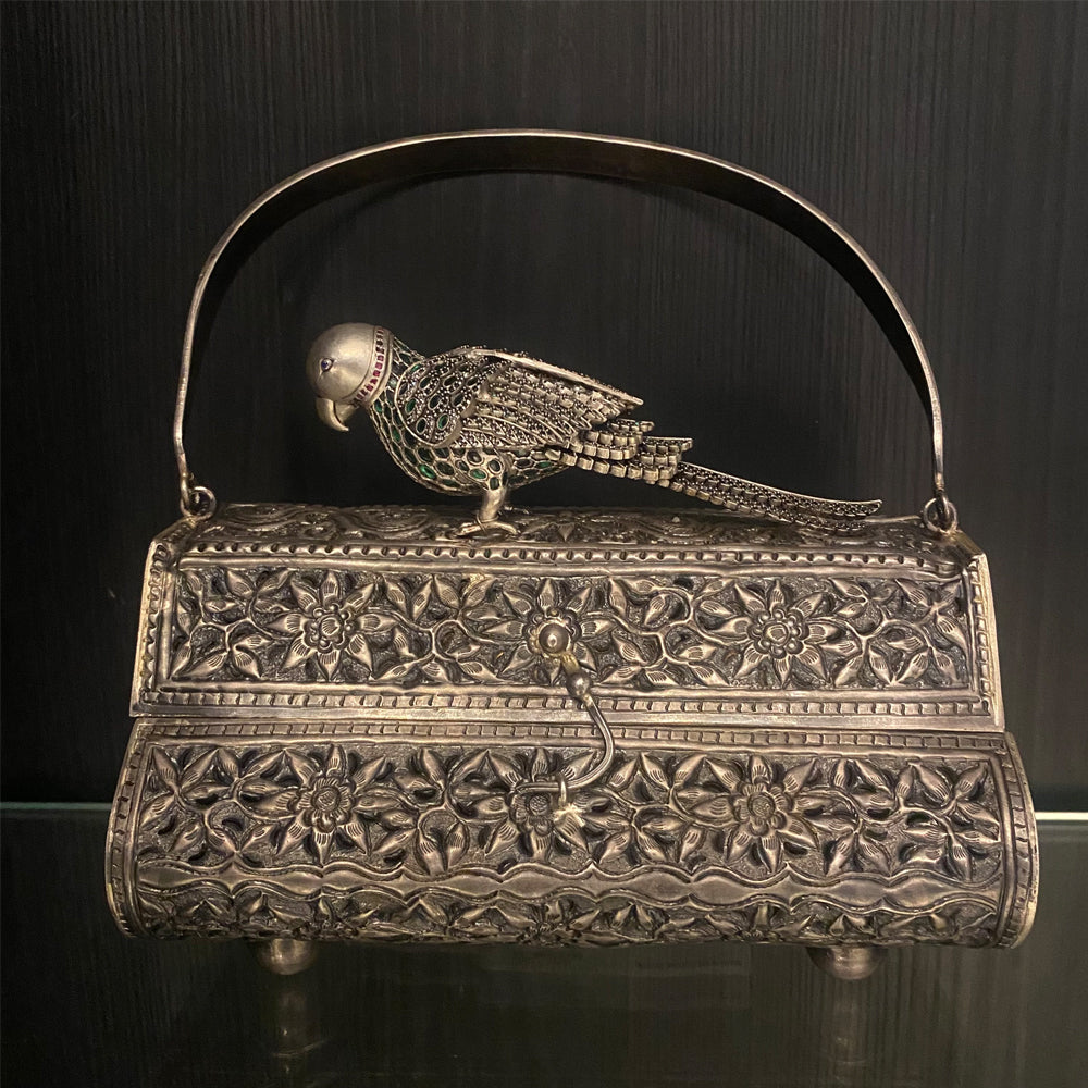 Ansik – handcrafted 92.5 sterling silver purse by My Motifs