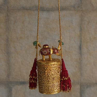 Triam – handcrafted gold-tone 92.5 sterling silver purse by My Motifs