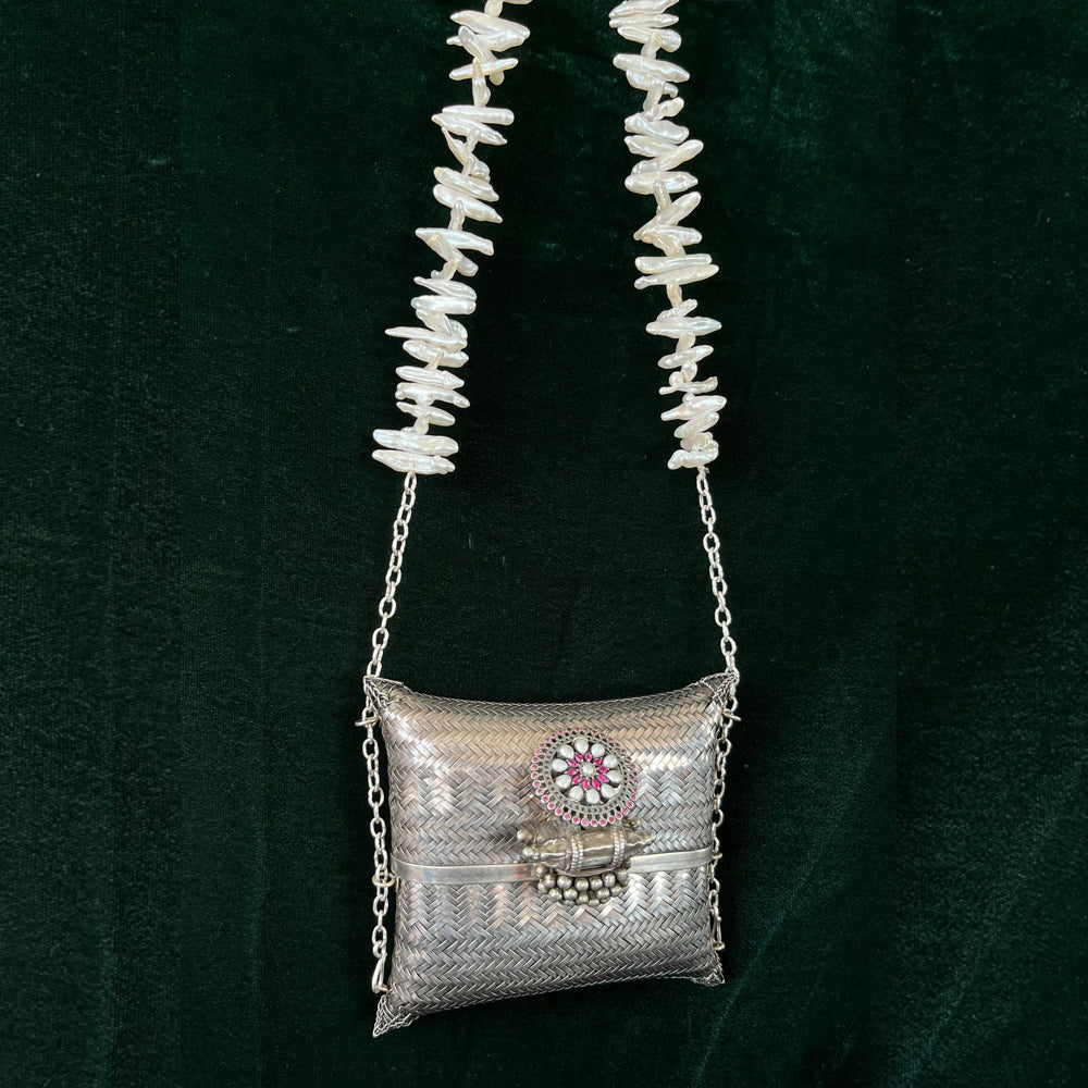 Mukta – handcrafted 92.5 sterling silver purse by My Motifs