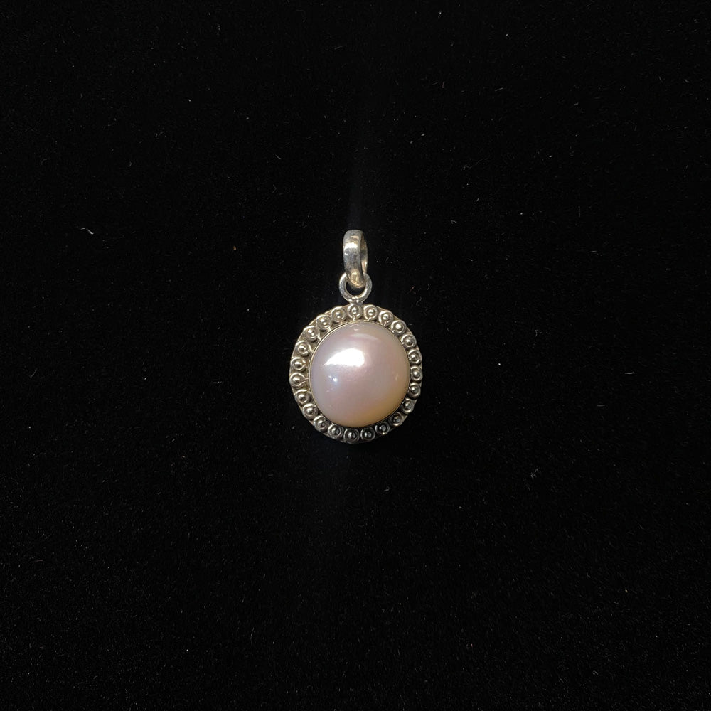 Ratin – handcrafted 92.5 sterling silver pendant by My Motifs