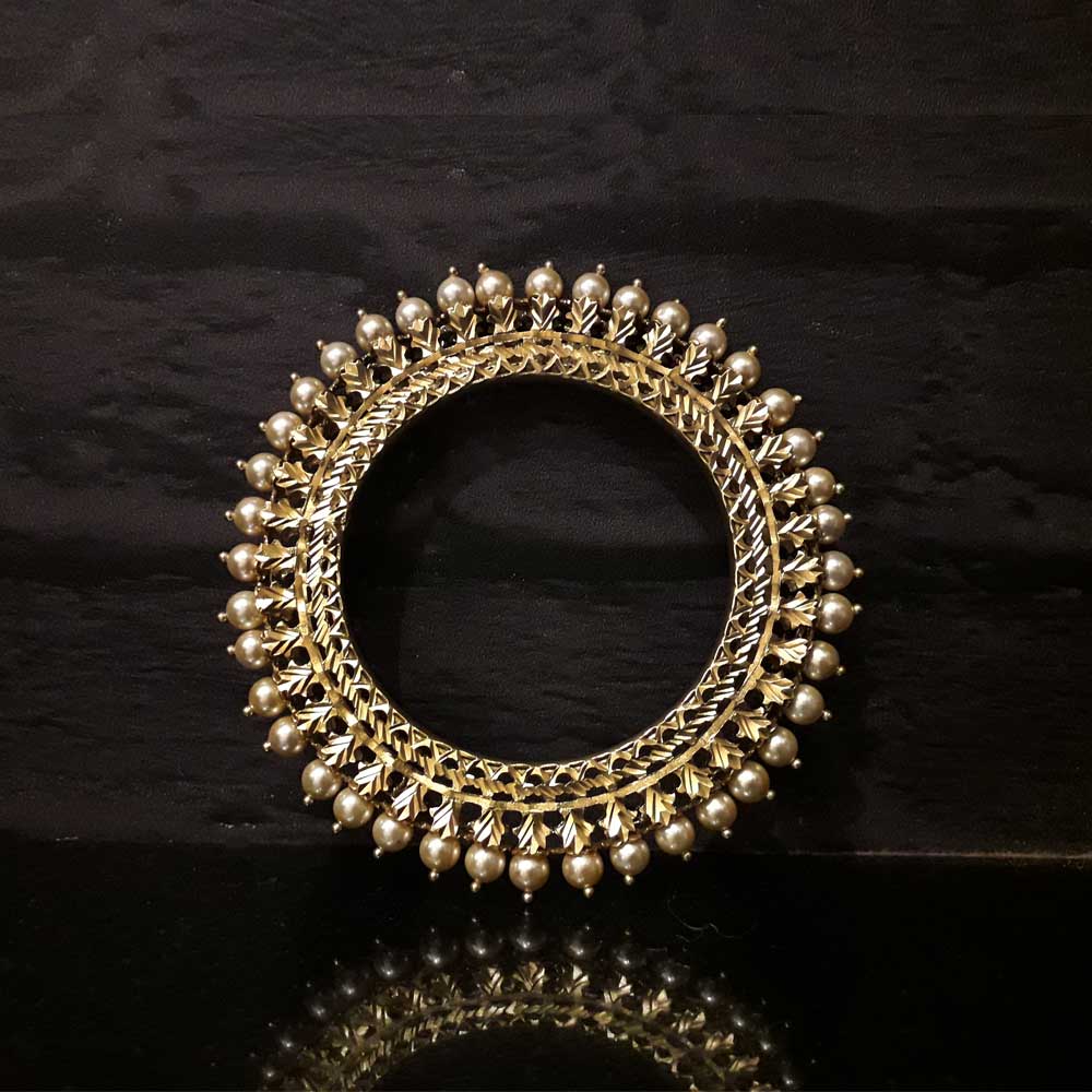 Pearl Pacheli – handcrafted gold-plated 92.5 sterling silver bangle by My Motifs