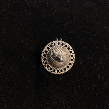 Aksi – handcrafted 92.5 sterling silver ear cuff by My Motifs