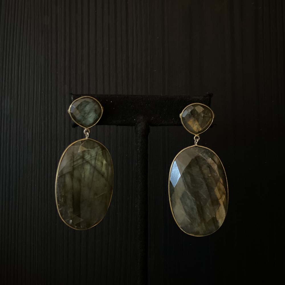 Huti – handcrafted 92.5 sterling silver earrings by My Motifs