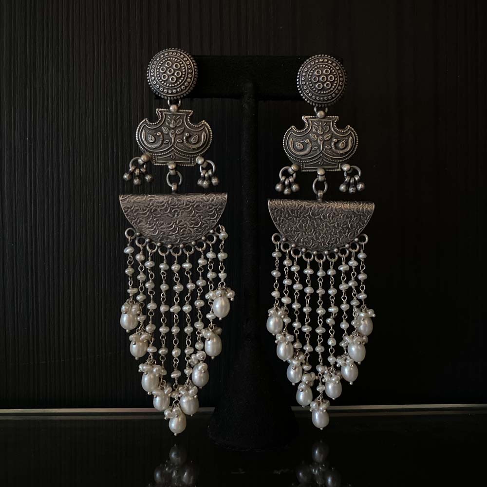 Sandav – handcrafted 92.5 sterling silver earrings by My Motifs
