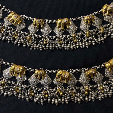 Vamsa – dual-tone silver anklet with ghungroo details, image 2 – My Motifs