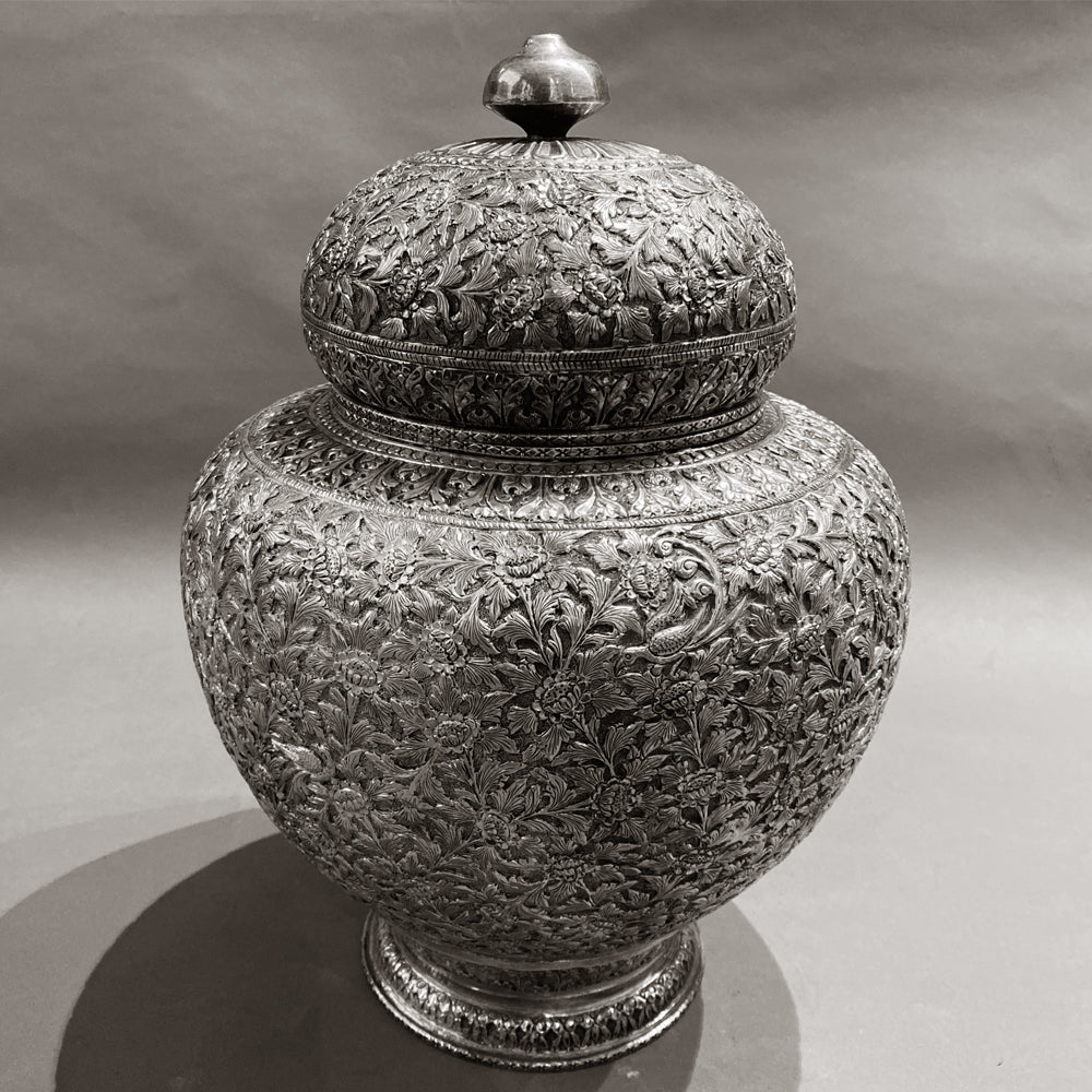 Silver Vase Box – handcrafted 92.5 sterling silver box by My Motifs