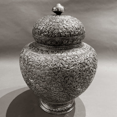 Silver Vase Box – handcrafted 92.5 sterling silver box by My Motifs