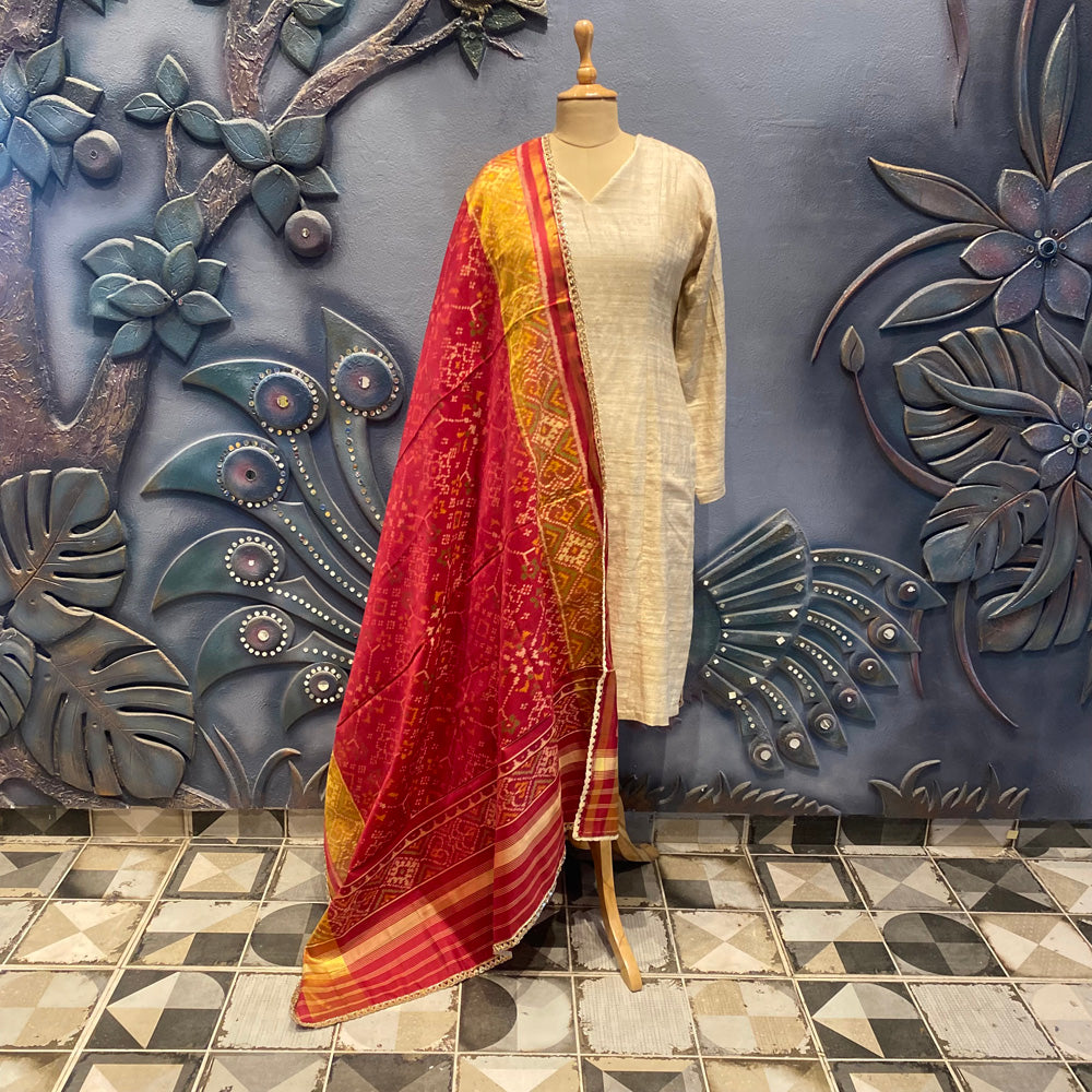 Nuvvra double ikat dupatta - My Motifs