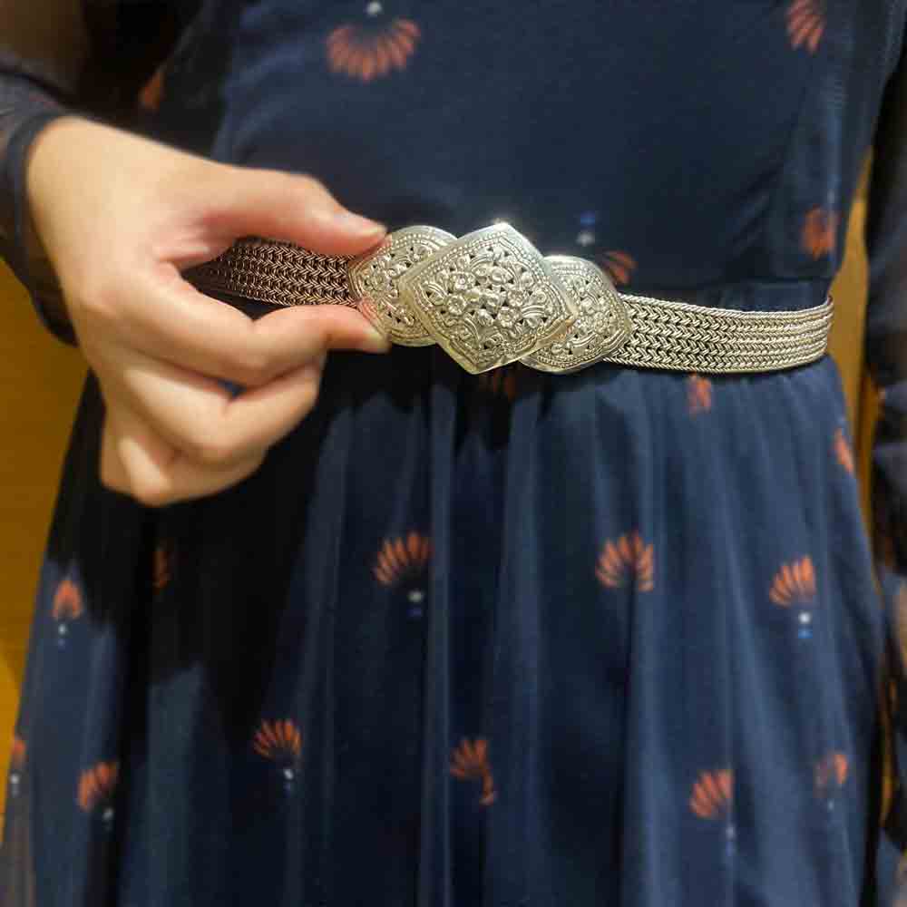 Wide Silver Belt With Silver Motif – silver belt – My Motifs