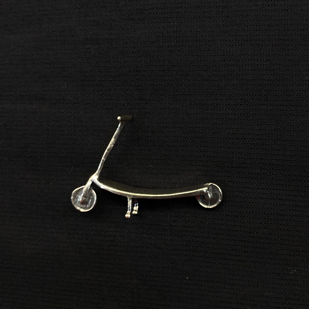 Miniature Cycle – decorative miniature two-wheeler with a long handle and curved footboard – My Motifs