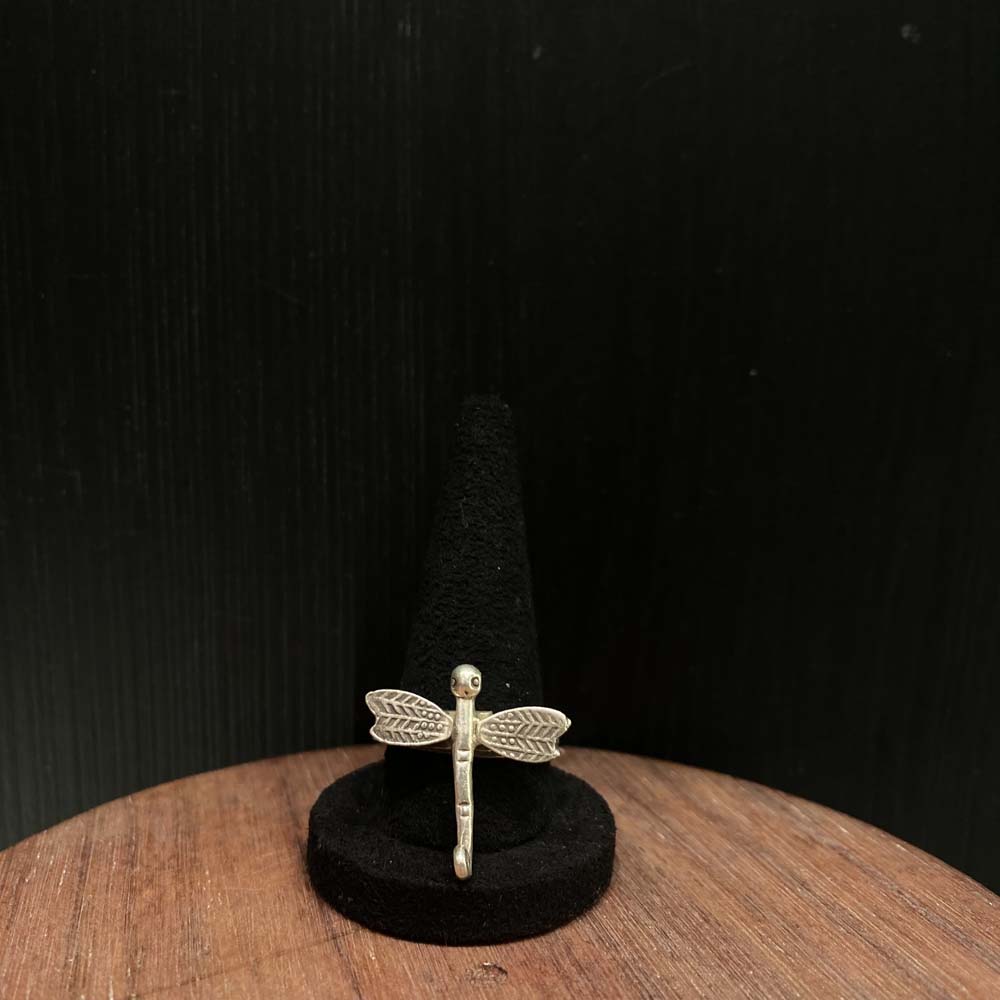 Ayurba – handcrafted 92.5 sterling silver ring by My Motifs
