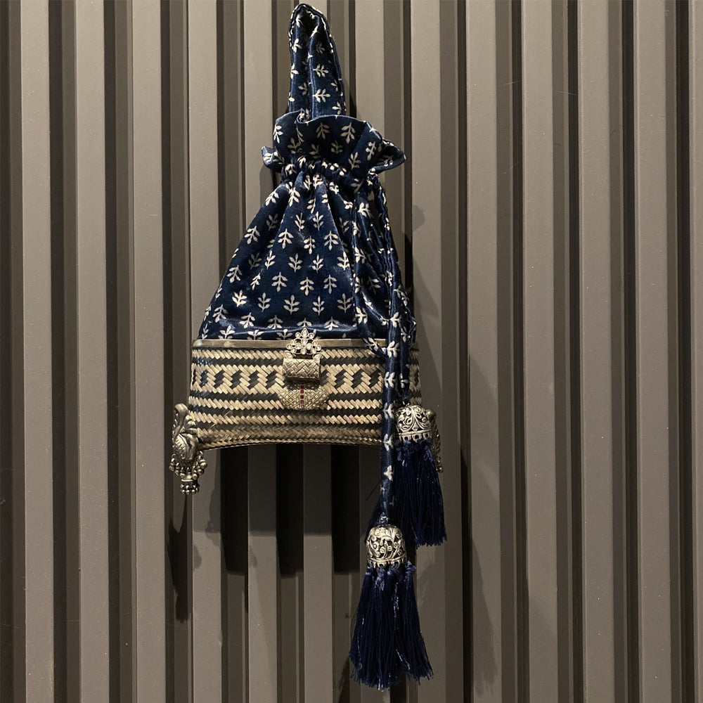 Mahaj – silver potli purse with ghungroo details – My Motifs
