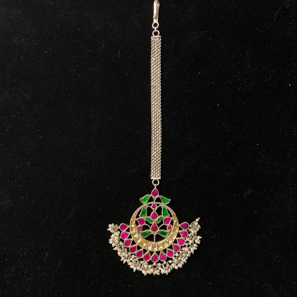 apanit – gold-tone silver keychain with ghungroo details – My Motifs