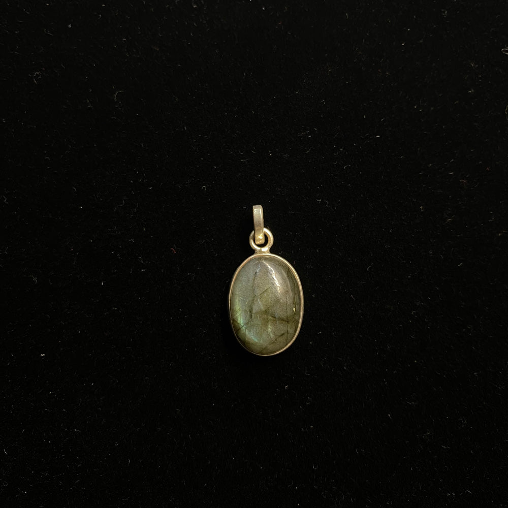 Frigh – handcrafted 92.5 sterling silver pendant by My Motifs