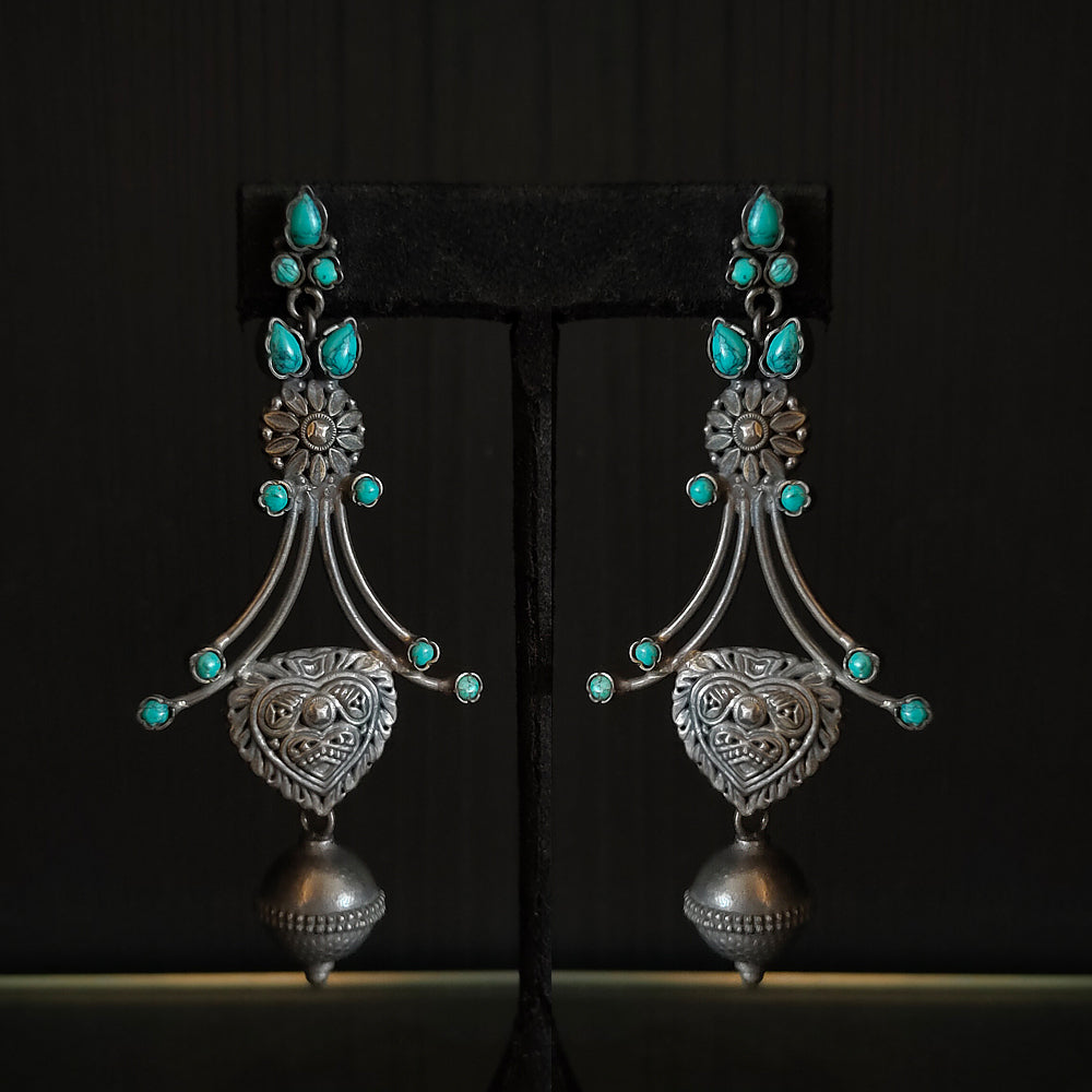 Vipusa – handcrafted 92.5 sterling silver earrings by My Motifs