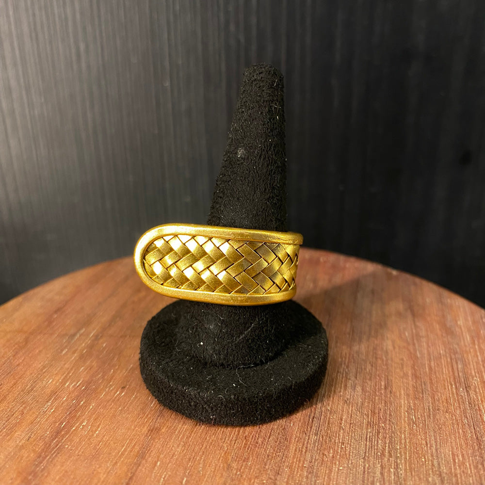 Ilhan – handcrafted 92.5 sterling silver ring by My Motifs