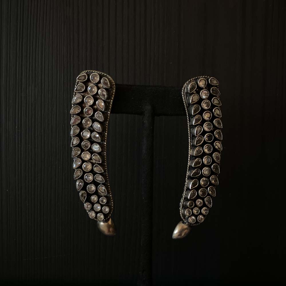 Yavni – handcrafted 92.5 sterling silver earrings by My Motifs
