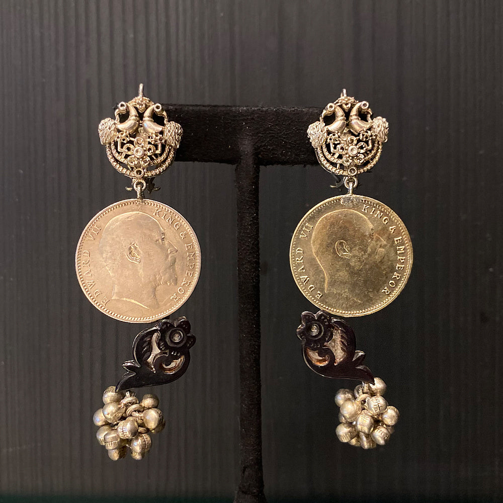 Varenya – handcrafted 92.5 sterling silver earrings by My Motifs