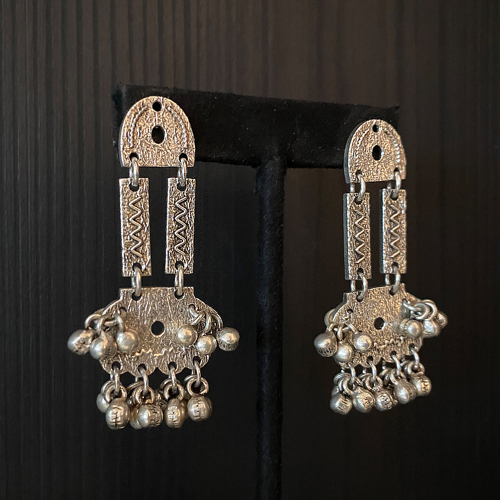Erisha – handcrafted 92.5 sterling silver earrings by My Motifs