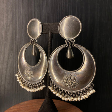Manar – handcrafted 92.5 sterling silver earrings by My Motifs, view 2