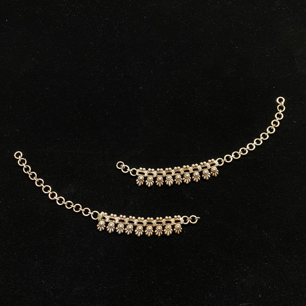 Rakan – silver ear chain – My Motifs