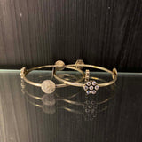 Reyan – handcrafted 92.5 sterling silver bangle by My Motifs