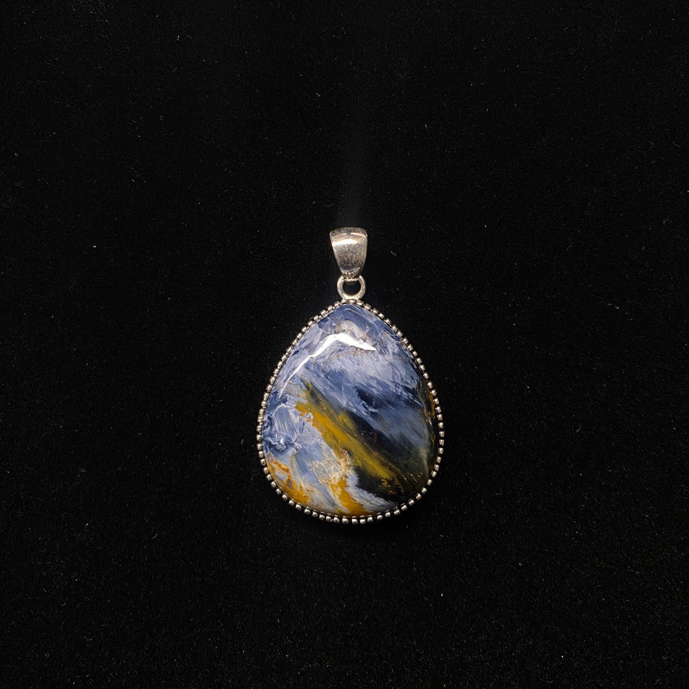 Sinat – handcrafted 92.5 sterling silver pendant by My Motifs