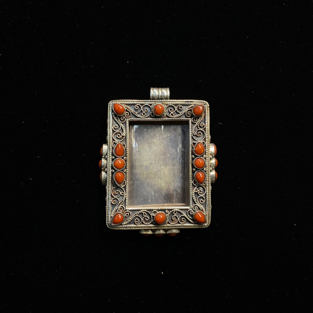 Pulak – handcrafted 92.5 sterling silver pendant by My Motifs