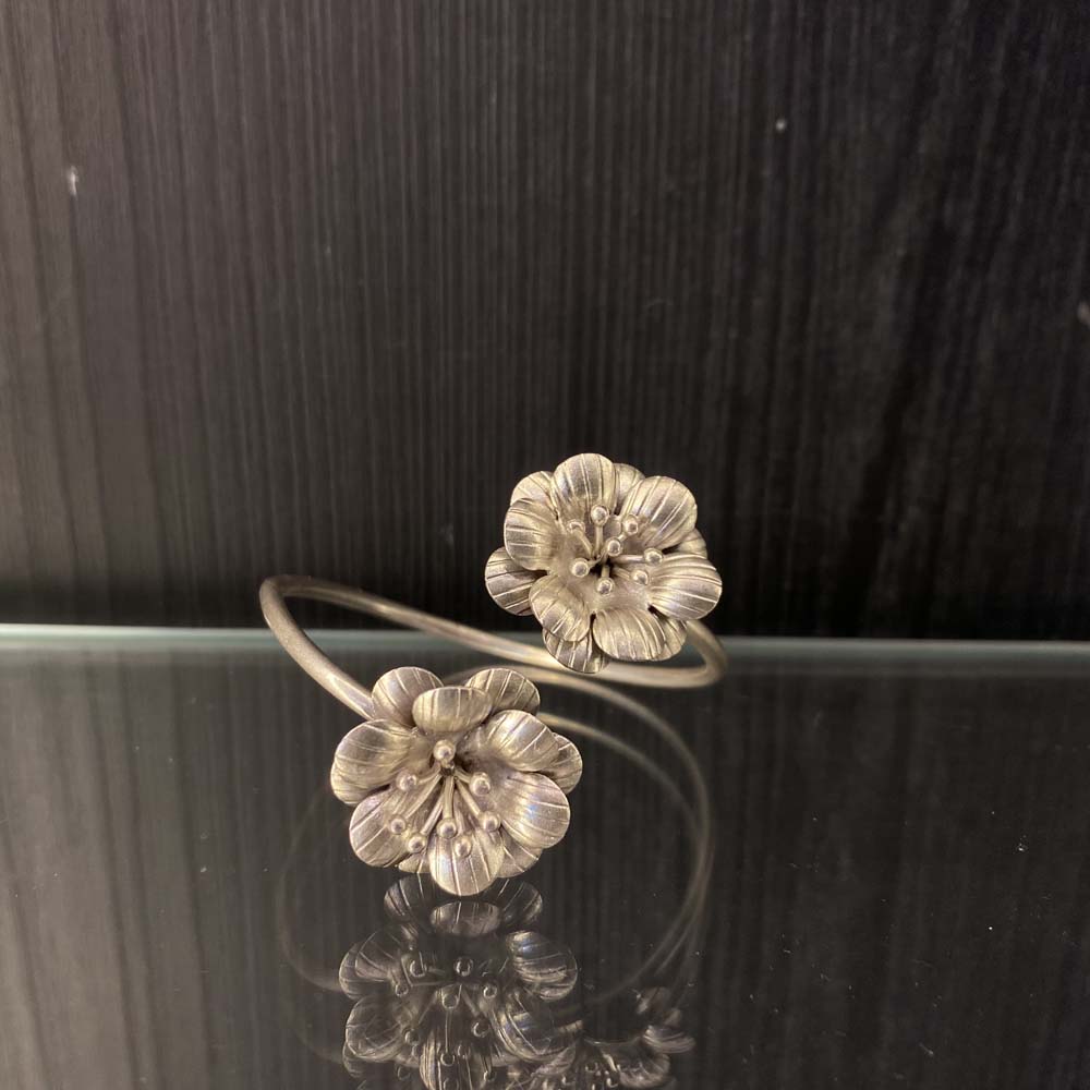 Kresa – handcrafted 92.5 sterling silver kada by My Motifs