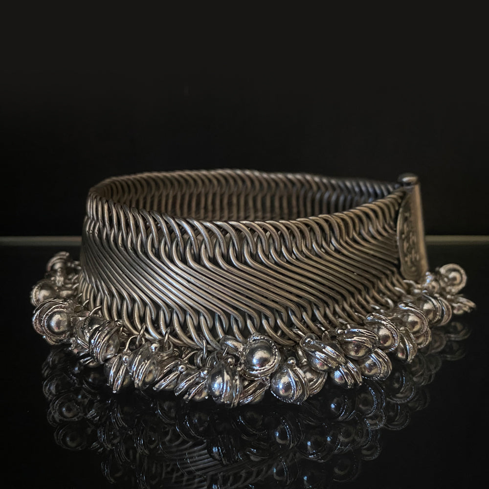 Purna – silver anklet with ghungroo details – My Motifs