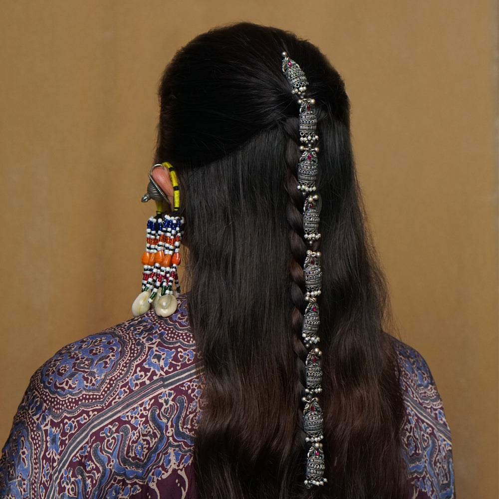Rhaya – silver hair accessory with freshwater pearls and ghungroo details – My Motifs