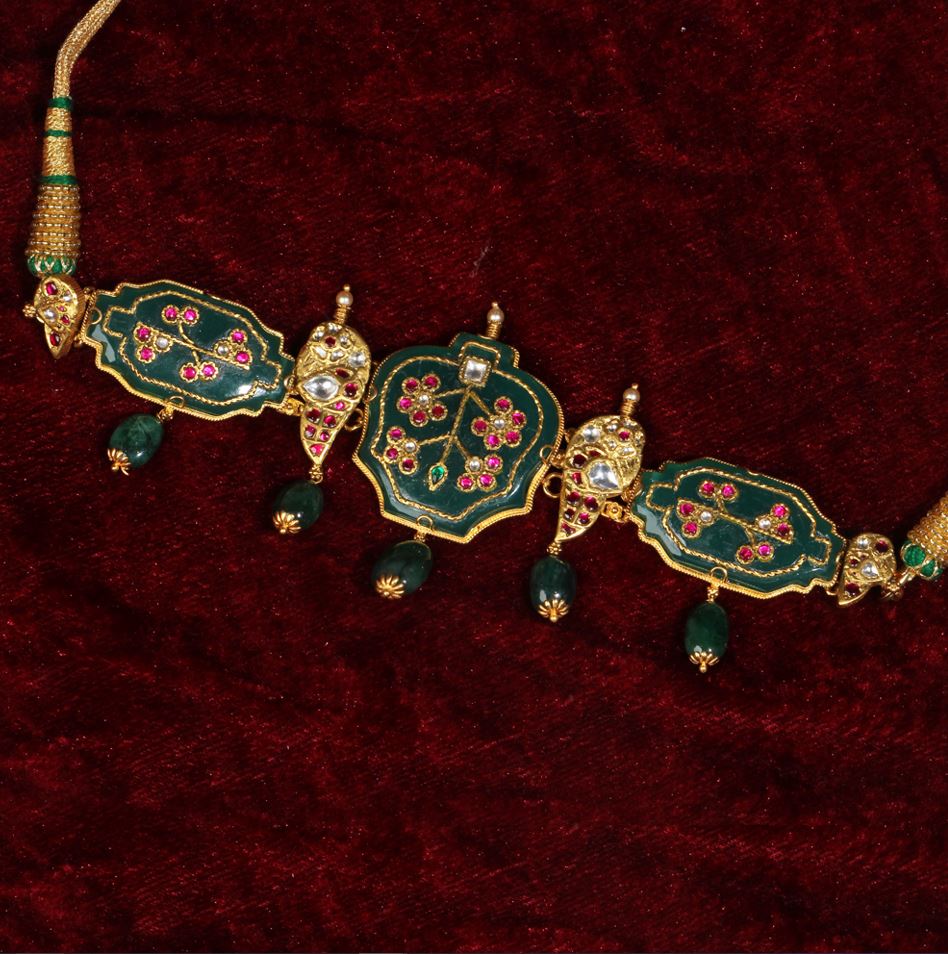 Yugin – handcrafted 22K gold necklace by My Motifs