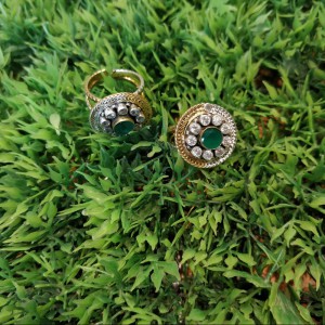 Green Cluster Toe Ring