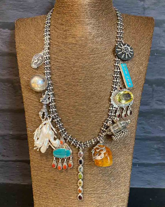 Multicolour Charm Necklace With Multicolour Pendant